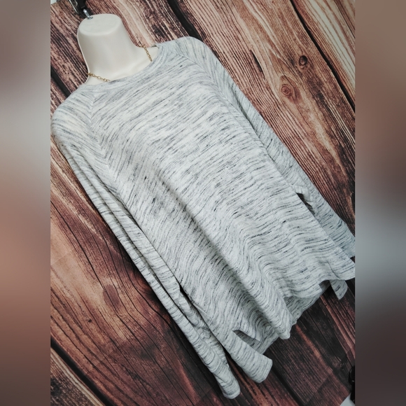Aerie Gray Long Sleeve Casual Sweater Size Small Oversized - Picture 3 of 6